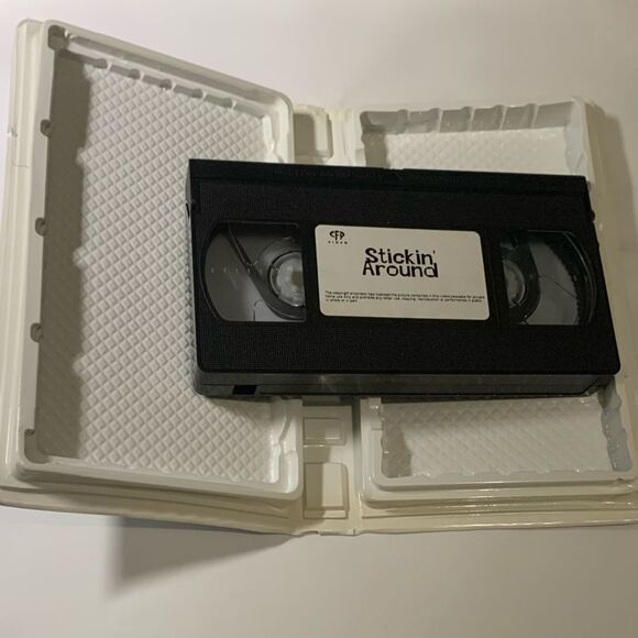 90s Cartoon Stickin’ Around VHS - Picture 4 of 7